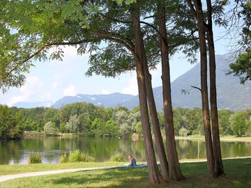 Carouge lake (added by manager 11 mar 2024)