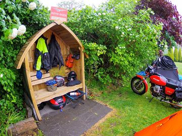 Shepherd's rest pub and campsite - garden bench