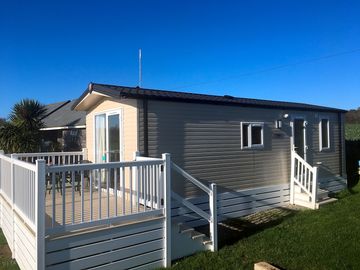 Zest with decking