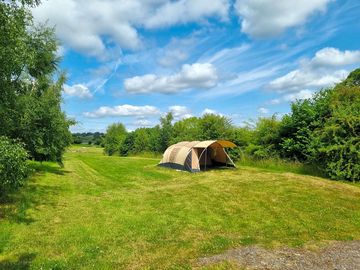 Tent pitch