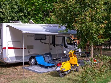 Pitch for campers and caravans