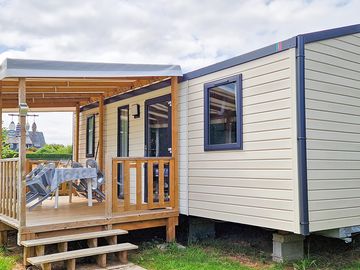 Caravan exterior