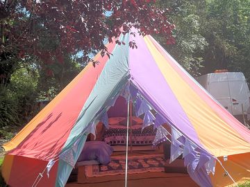The tent is in shade most of the day so it remains cool (added by manager 21 jul 2021)