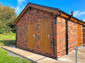 Shower and toilet block (added by manager 05 oct 2023)