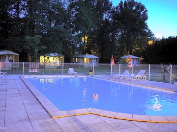 The swimming pool in the evening (added by manager 15 mar 2024)