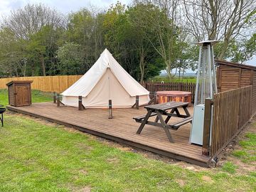 Area around the bell tent (added by manager 28 apr 2022)