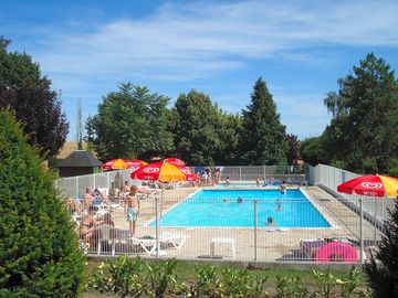 Outdoor swimming pool (added by manager 14 feb 2017)