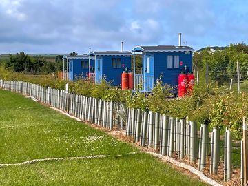 Three individual shower cabins (added by manager 27 jun 2021)