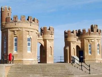 Withernsea pier (added by manager 18 apr 2022)