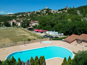Piscine municipale collée au camping, accès gratuit