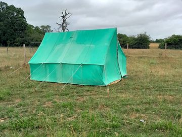 Ready tent exterior