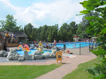 Kids' and adults' pools (added by manager 01 feb 2017)