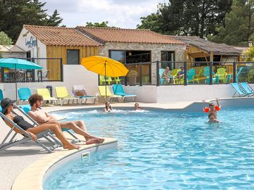 Piscine du camping (added by manager 14 feb 2024)