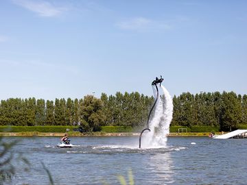 Flyboarding on the lake (added by manager 22 jan 2024)