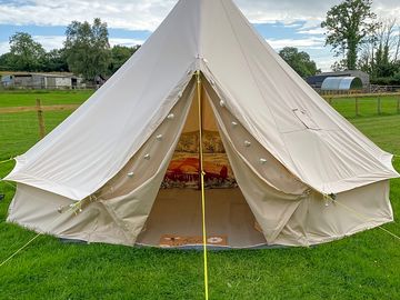 5 metre bell tent (added by manager 24 aug 2023)