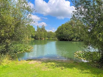 Well-stocked, mature fishing lake