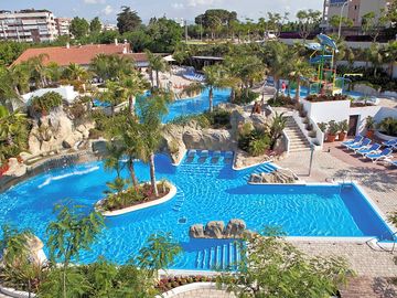 The large waterpark (added by manager 30 mar 2016)
