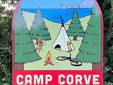 Camp corve sign
