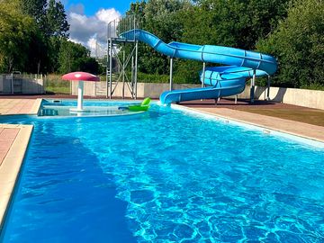 Swimming pool and waterslide (added by manager 08 jul 2021)