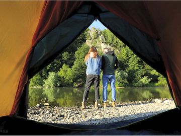 Riverside camping (added by manager 25 jun 2021)
