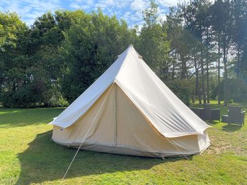 One of the 5m bell tents (added by manager 28 nov 2023)