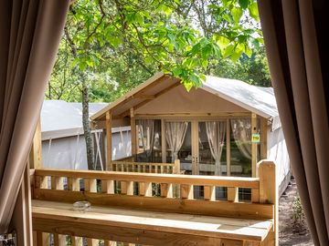 Smart and sturdy safari tents