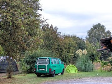 Parking slot with tent