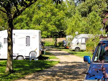 Spacious camping pitches