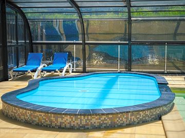 Paddling pool