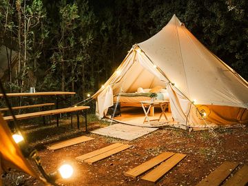 Bell tent (added by manager 28 feb 2024)