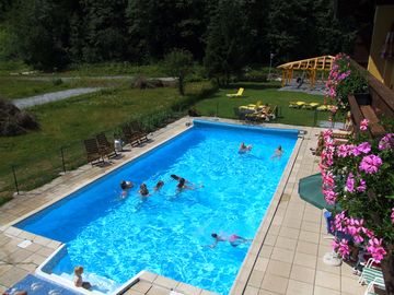 Outdoor swimming pool (added by manager 05 jun 2017)
