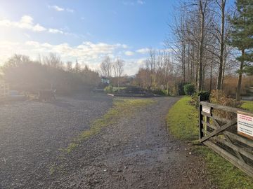 Entrance to the four fishing lakes (added by manager 10 dec 2021)
