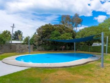 Paddling pool
