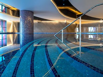 Indoor swimming pool