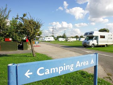 Lee valley camping and caravan park, edmonton