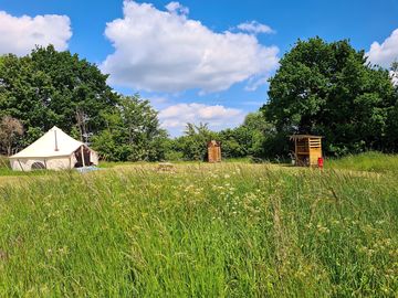 Private extra large pitches and bell tents (added by manager 09 jun 2022)
