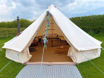 Bell tent (added by manager 24 may 2023)