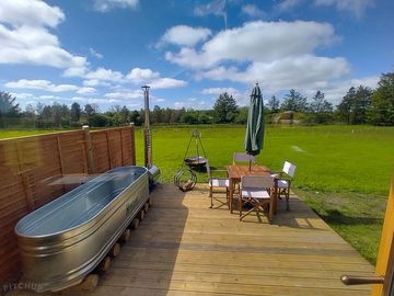 Hippy hot tub - luxury yurts only (added by manager 29 jun 2022)