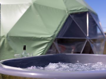 Hot tub