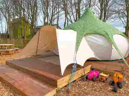 Bell tent (added by manager 14 Oct 2022)