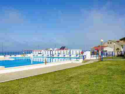 Swimming pool with sea views