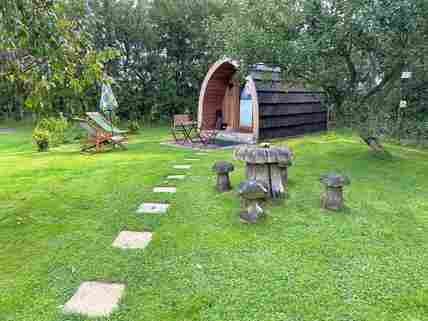 Outside Nuthatch Glamping Pod