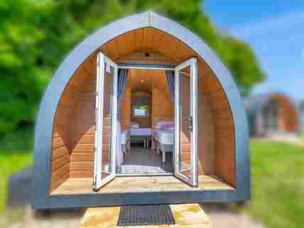 Pitch up hotsell glamping