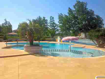 Swimming pool area (added by manager 23 May 2015)
