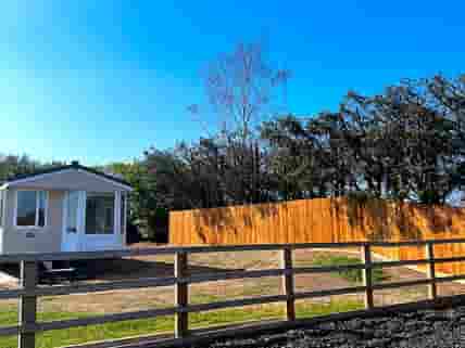 Beautiful modern static lodge in beautiful half an acre setting with views to the horses onsite (added by manager 26 Mar 2022)