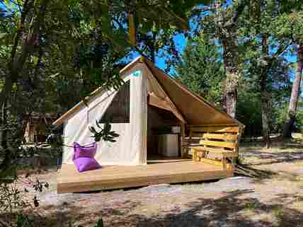 Tente Lodge 2 chambres 4 personnes Camping 4 étoiles Hourtin en Aquitaine Gironde
