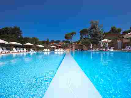 Pisa clearance sun loungers