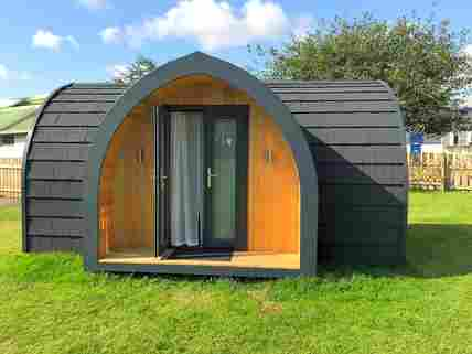 Smart and spacious camping pods