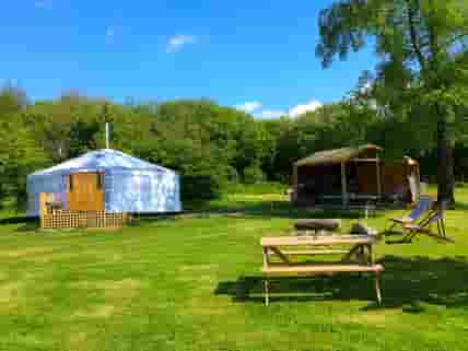 Yurt, private kitchen and firepit (added by manager 11 Jan 2017)