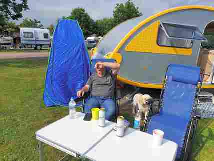 Campsites with Electric Hook Ups in Alvanley Cheshire from 15